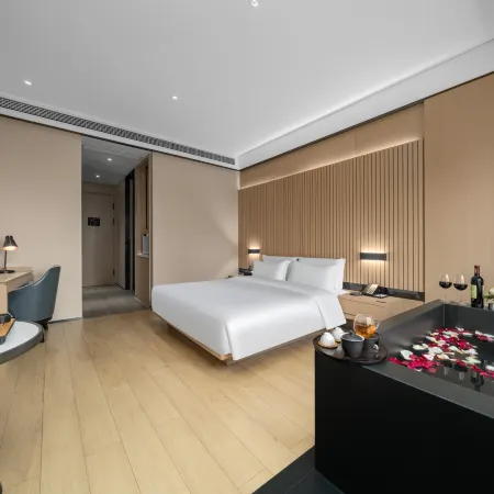 Moran Hotel (Ningbo Yinzhou Wanda Railway Station)