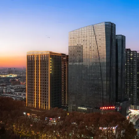 Xiyuan Cultural Tourism Hotel (Wanda Plaza Peony Square Subway Station)