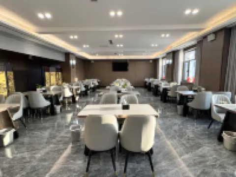 shengshihanlin Hotel Hotels in Awat