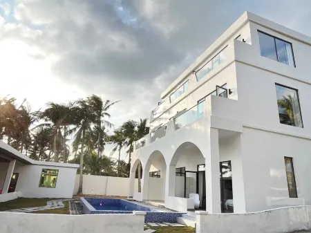 Haiyushi Light Luxury Vacation Homestay Отели рядом с достопримечательностью «Tongguling Scenic Spot»