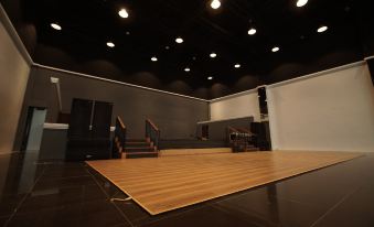 The Radiant Center Hotel