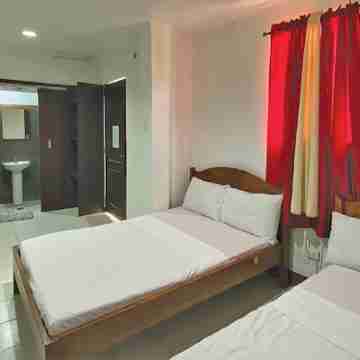 Shoreland Beach Resort by Cocotel Rooms