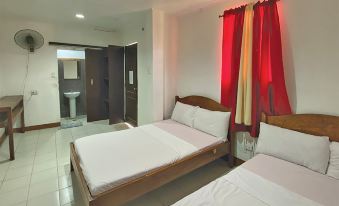 Shoreland Beach Resort by Cocotel