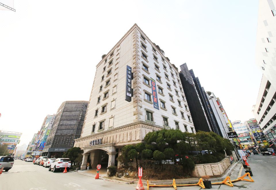hotel overview picture