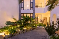 泊疏院·白色印象·ガーデンリゾートvillas 美宿(大理古城南門)