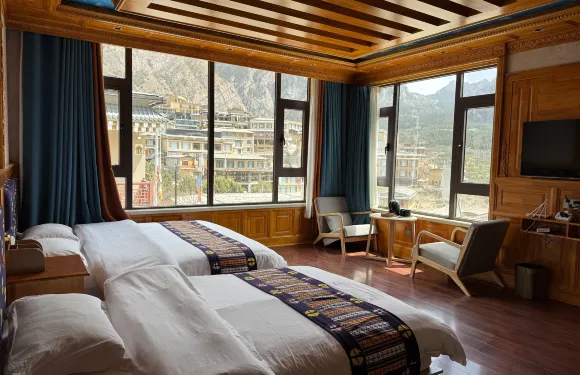 迭部扎尕那雪山度假民宿