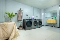 Beiguo Hotel (Gongyi Railway Station Xingyue Times Square) Hotels in Gongyi