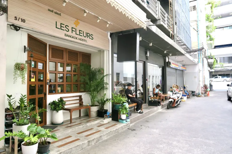 Les Fleurs Bangkok Hostel