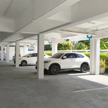 Darin Chiangmai Hotel and Residence Отели рядом с достопримечательностью «Храм Рампэнг»