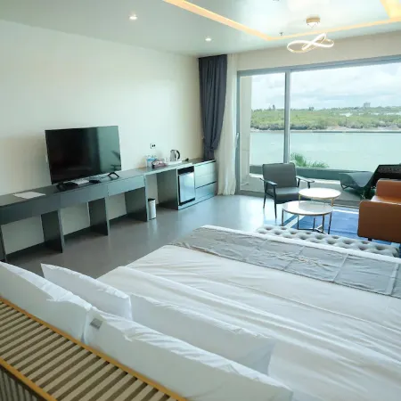 Cube9 Resort & Spa