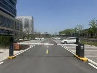 Jinzhai International Hotel - parking
