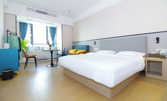 Half Hidden Lan She Luxury Hotel (Guiyang Airport Road Branch)