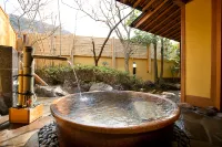 Yufuin Santoukan Hoteles cerca de Yufudake