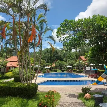 Begonia N7 villa resort Отели рядом с достопримечательностью «Мыс Промхтеп»