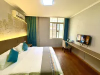 Q Plus Ziyang Yike Ju Hotel (Heping Road Ziyang North Station Branch)
