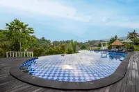 เดอะ คลีบ จังเกิล รีสอร์ท - สระว่ายน้ำแบบอินฟินิตี้