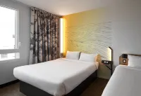 B&B Hotel Bois d'Arcy Saint Quentin en Yvelines Hotels in Plaisir