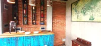 Edgefield Escapes - bar