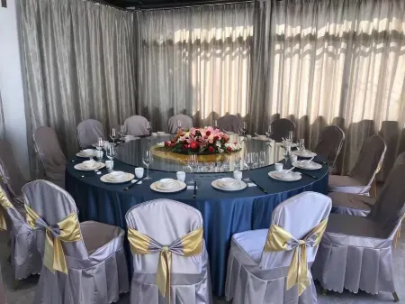 Yulin Xiaozhu Homestay (Shanghai Safari Park) Отели рядом с достопримечательностью «Shanghai Industry and Commerce Foreign Language College South Campus»