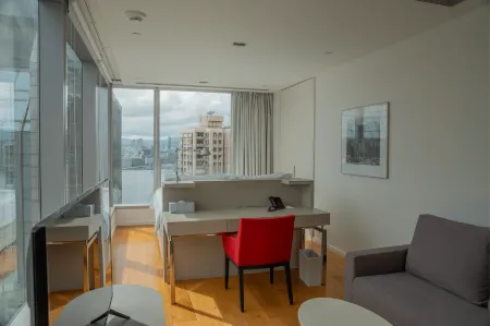 Twenty One Whitfield Отели рядом с достопримечательностью «Ченг Чау»