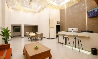 Jingyu Light Luxury Zhixiang Hotel (Longxi Community Branch)