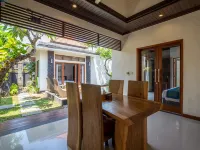Kayu Suar Bali Luxury Villas & Spa Hotels near Sidakarya