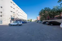Erenhot JiaNuo Hotel - Pysäköinti