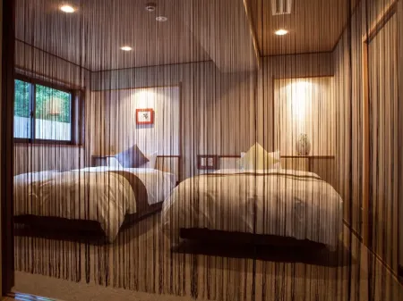 Hotel Kazurabashi