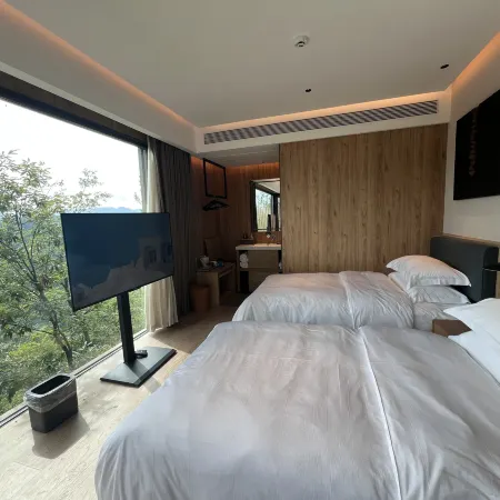 Jiuluzhai Scenic Area Wooden Villa