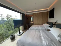 Jiuluzhai Scenic Area Wooden Villa