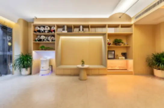 Feisu Hotel (Luzhou Jiangyang Wanhui Hub)