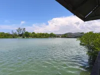 QURATA RIVERSIDE RESORT Hotels in Kuala Ibai