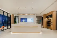 City Comfort Inn Hezhou City Square Global Color City