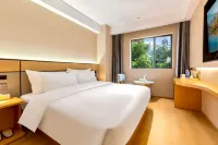 Yanting Jiaji Hotel (Fuhong Shuijing Licheng)