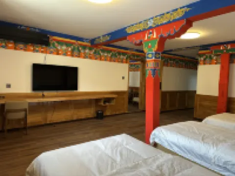 Yushangzangge Homestay (Reyu)