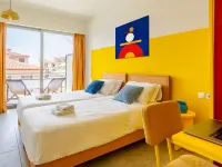 Yellowsquare Athens Hotel a Atene