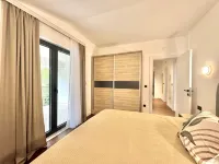 Sunny Bay Apartments - Bãi đậu xe