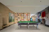 Xinyuan Days by Wyndham Hotel - Parkplatz