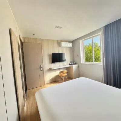 Ningbo Xindu Business Hotel Hotel dekat Stasiun Pusat Bus Ningbo