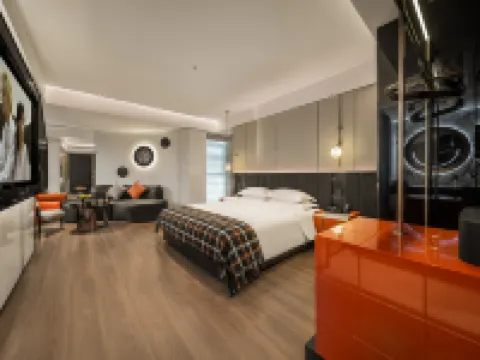 Yuehuimei S Hotel (Chongqing Jiefangbei Chaotianmen) Hotels near Chaotianmen Square