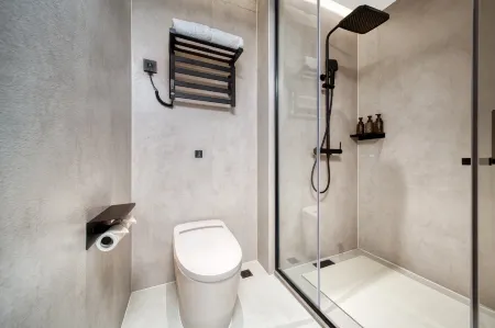 Days Inn by Wyndham (Liupanshui High-Speed Rail Station) Отели рядом с достопримечательностью «Bijiashan Park»