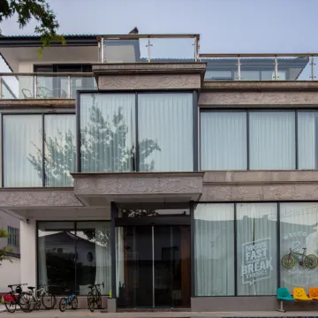 The Beauty of The East Courtyard Home stay (the Taihu Lake Hengshan Island Store)