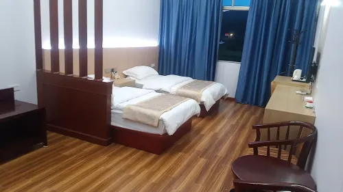 Yueqing Jingqiao Hotel - Inns