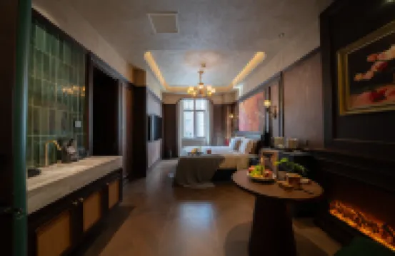 雪庭·繁花裏頂奢民宿（哈爾濱索菲亞教堂中央大街店）