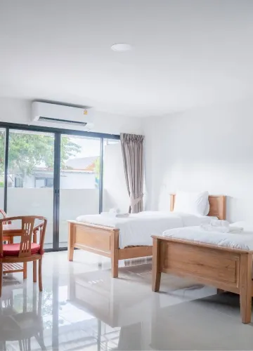 ห้องใหญ่เตียงคู่