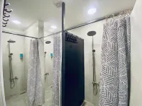 Friends Oasis 酒店