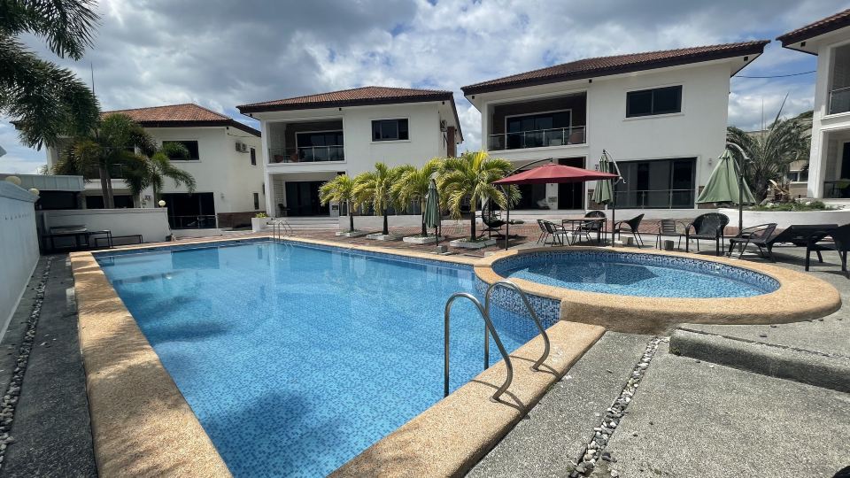 Koregon Condo and Villa