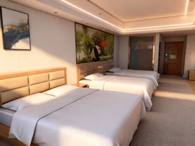 Panda Prince Hotel Hotels near Neijiang North Railway Station