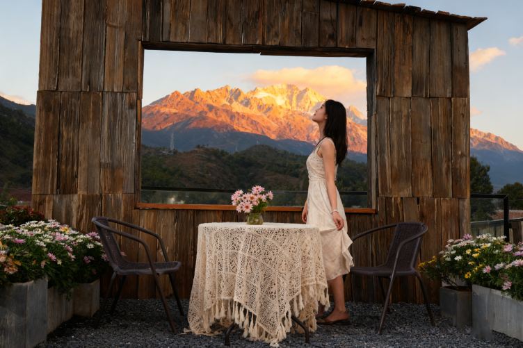 Ningfeng Azure Lodge Lijiang Hotels in Lijiang