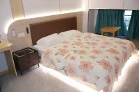 Yunshang Yuejing Boutique Stay (Fuzhou South Railway Station Lulei Subway Station) - 2-Star